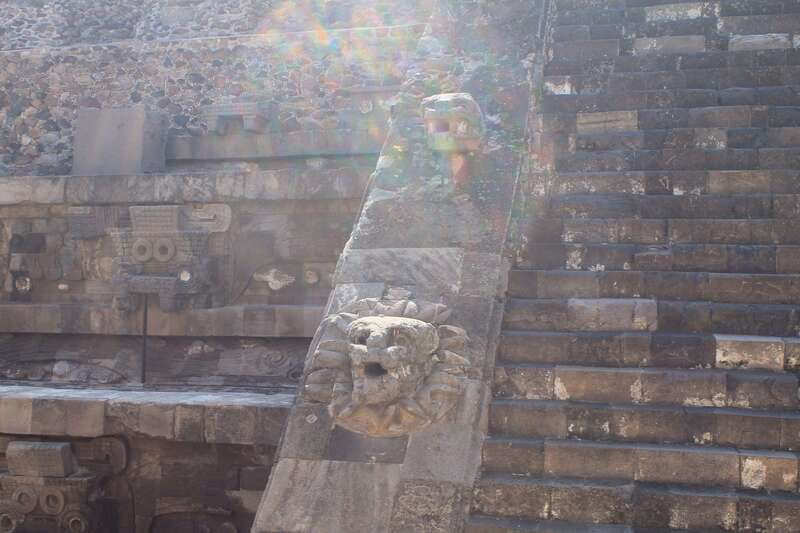 From Mexico City: Expedition with Early Access to Teotihuacan - Lunch hour: plan for what’s included (and what isn’t)