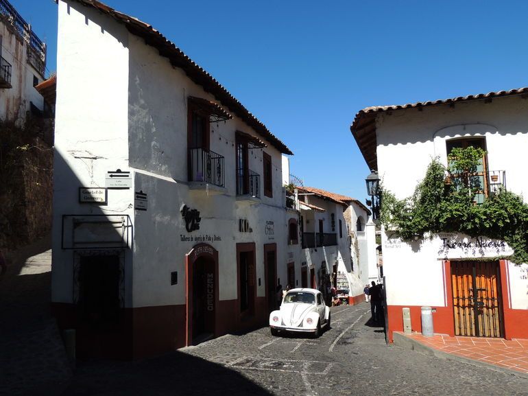From Mexico City: Puebla, Taxco & Prehispanic Mine in 2 Days - Should you book this Puebla, Cholula, Taxco, and mine tour?