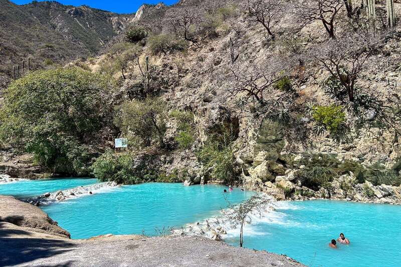 From Mexico City: Tolantongo Hot Springs Day Trip with Guide - Paraíso Escondido and hot springs: when relaxation becomes the plan