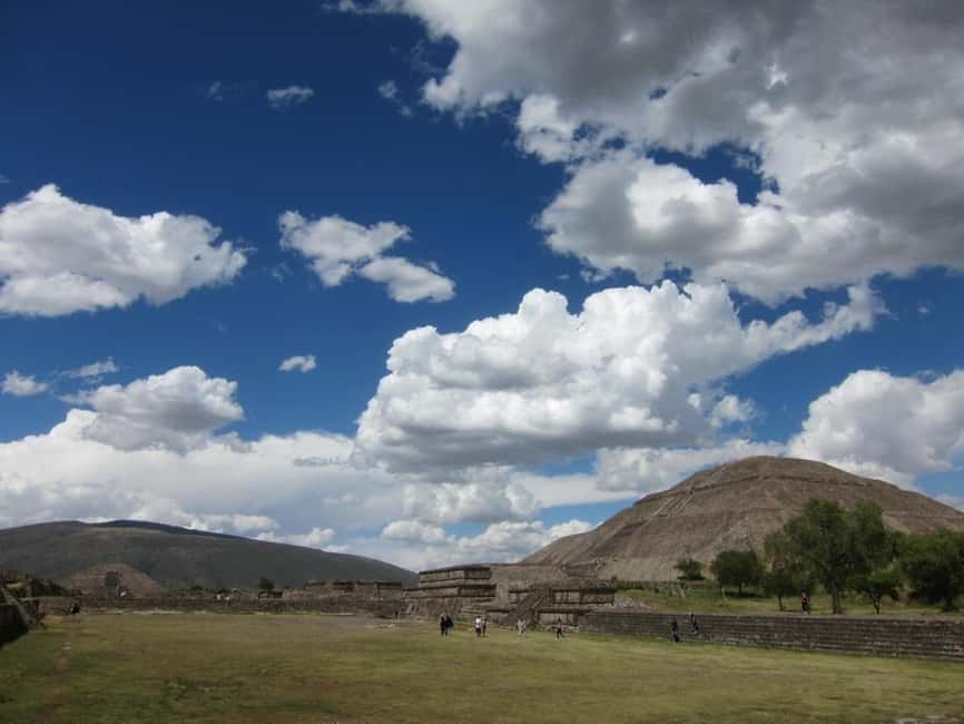 From Mexico City: Tour of Teotihuacan and Basilica of Guadalupe - Tequila tasting and the obsidian workshop: craft and flavor stops