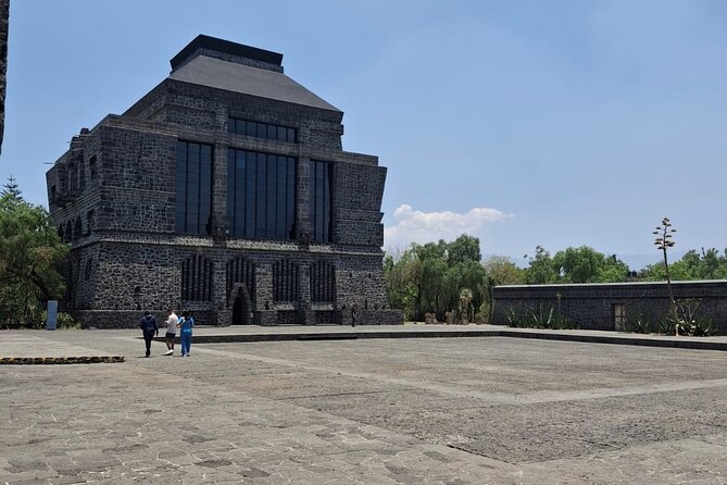 Full-Day Private Tour of Mexico City: Teotihuacan and Xochimilco - Guide quality and timing: what David, Hector, and Miguel signal about the day