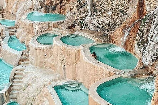 Full Day to Grutas de Tolantongo with All Inclusive - River time and picnic lunch by the thermal water