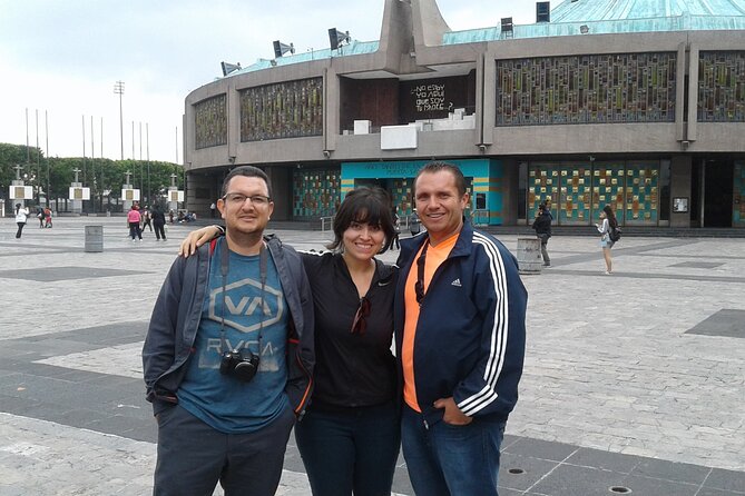 Full Day Tour of Teotihuacán and Basilica of Guadalupe - Teotihuacán ruins: seeing the Pyramid of the Sun, Pyramid of the Moon, and more