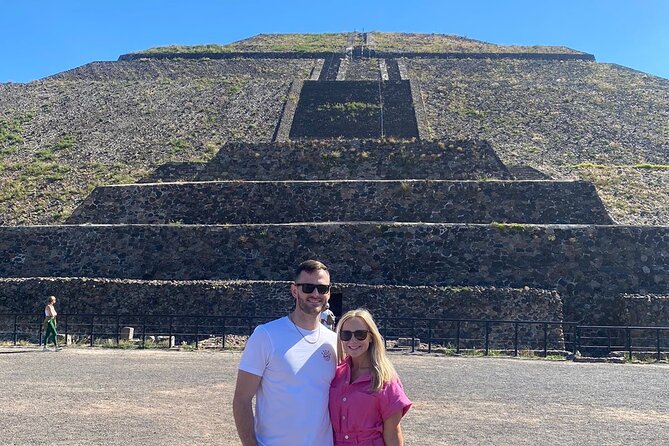Full tour of Teotihuacán and visit to Mictlan - Meal logistics: what’s included, what’s extra, and a bill-mix-up risk