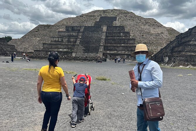 Full tour of Teotihuacán and visit to Mictlan - English-guided orientation and timing that won’t fry your day