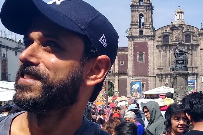 Gay Side of History through Plazas & Temples - Carlos’s guide style, plus why the digital map and PDFs actually help