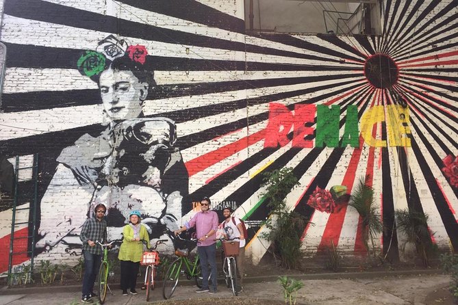 Graffiti & Urban Art Biketour w/ taco stop - Quick hits before you pedal