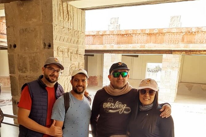 Group reduced to Pyramids of Teotihuacan and Basilica of Guadalupe - Lunch at El Jaguar: plan your budget and keep your energy