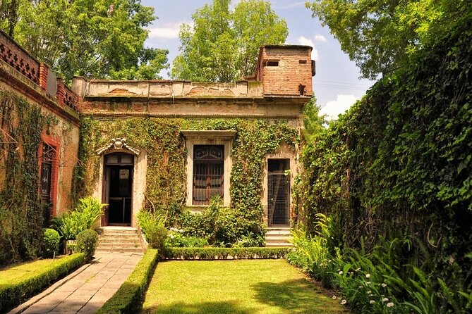 Guided Tour of Coyoacan and Leon Trotsky Museum - Key highlights at a glance