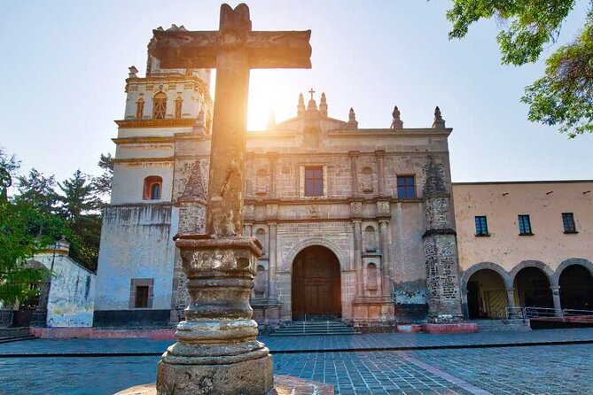 Guided Tour of Coyoacan and Leon Trotsky Museum - Stop 2: Parish of St. John the Baptist and evangelization