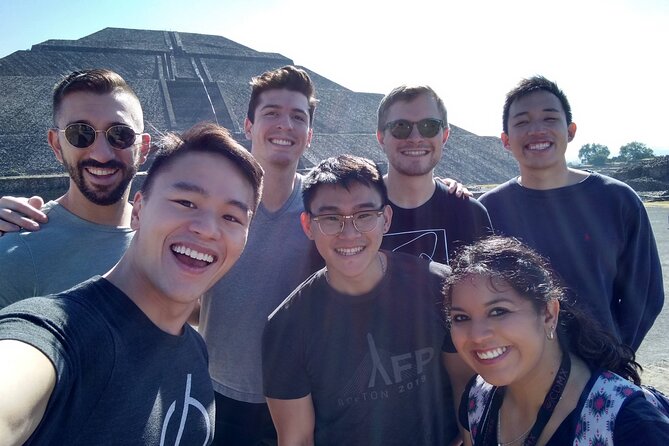 Half-Day Tour to Teotihuacan Pyramids from Mexico City - Snacks and drinks: the small perk that changes the day