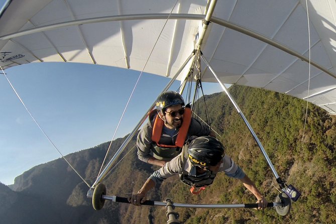 Hang gliding in Valle de Bravo - From Sky Cafe to the Takeoff Area: The Ride Through the Forest