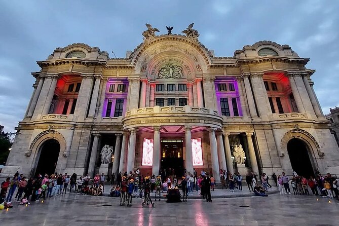 Historic Center of Mexico City Private Tour - Catedral Metropolitana: the important one, explained in about 30 minutes