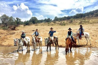 Horseback Riding through Mexican Haciendas - Getting There: Mexico City to Santo Tomás Without the Confusion