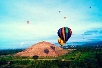 Hot Air Balloon Ride and Teotihuacan Pyramids Excursion - Transfers, breakfast, and balloon setup: how the day actually flows