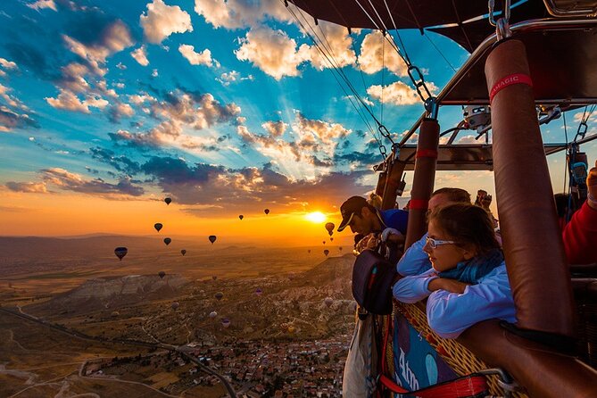 Hot Air Balloon Ride over Teotihuacan - Floating Over Teotihuacán: Pyramid Sunrises, Smooth Rides, and Photo Tips