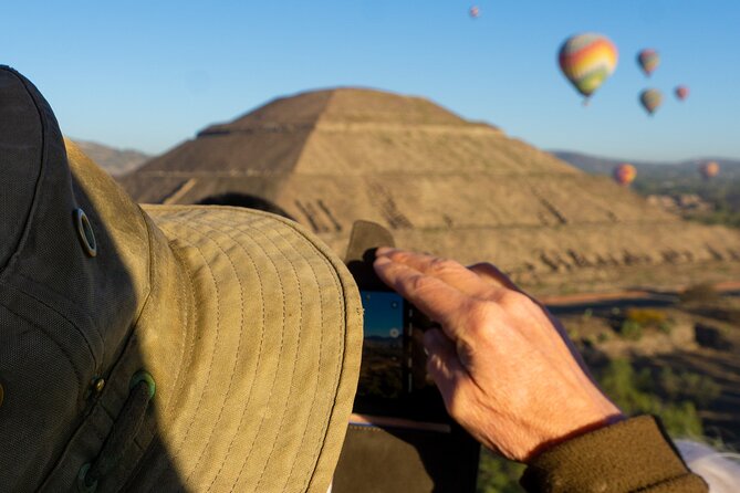 Hot Air Balloon Rides in Teotihuacan with Breakfast - Safety, pilot instructions, and what to pack (especially about bags)