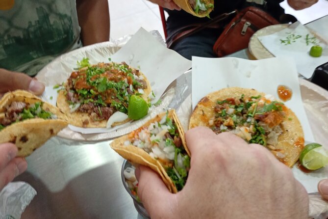 Iconic Tacos of El Centro Guided Taco Crawl in CDMX - Entering El Centro the smart way: Bellas Artes to taco alley