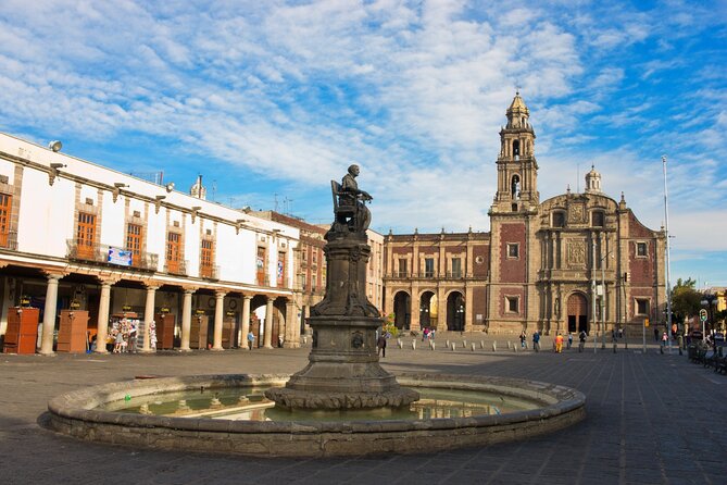 Jewish History Mexico City Private Guided Walking Tour - Santa Teresa la Nueva to Mixcalco Market: from historical pressure to daily life