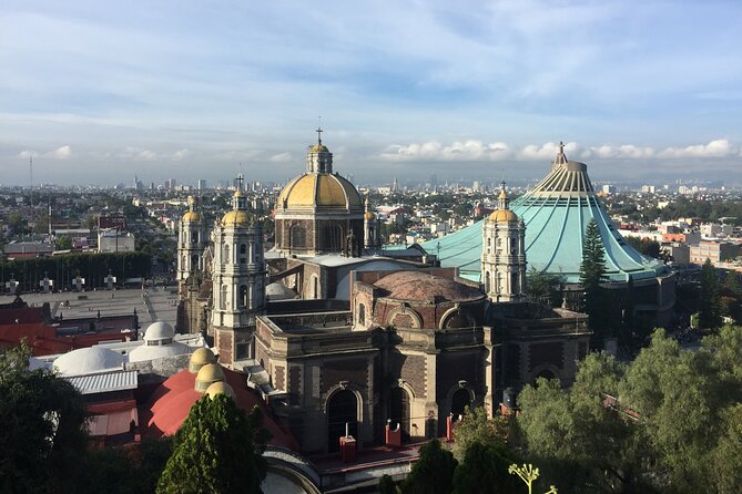 Layover Tour Teotihuacan & Guadalupe Shrine Tour from BJ Airport - Teotihuacán on a schedule: Pyramid of the Sun, Avenue of the Dead, Quetzalpapalotl