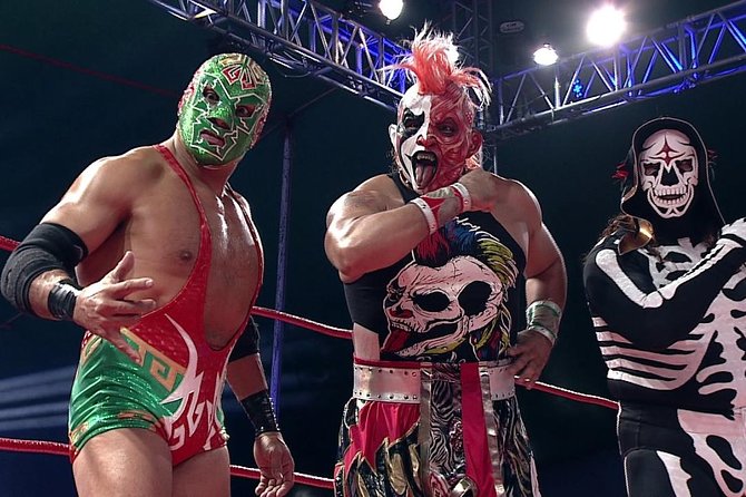 Lucha Libre and Mariachi - The idea: one night, two sides of Mexico City