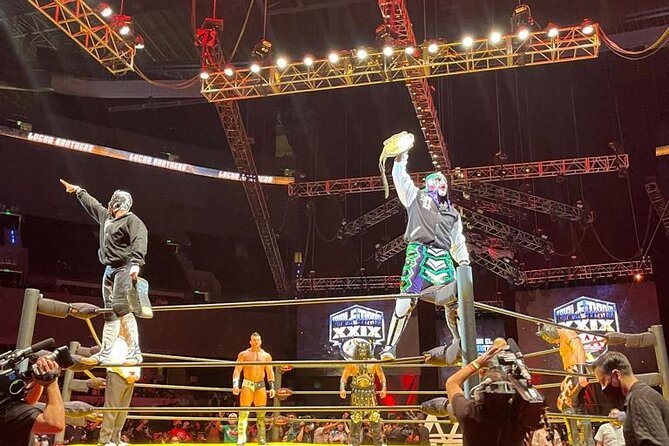 Lucha Libre and Mariachi - Lucha libre: how the wrestling show fits the culture