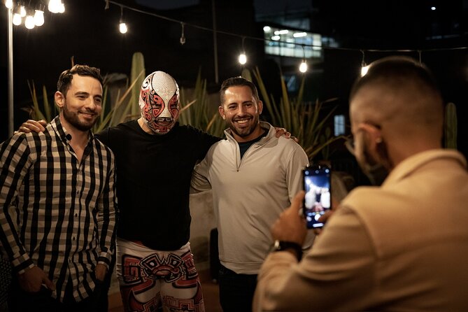 Lucha Libre VIP Meet and Greet - Meet-and-Greet Moment: Unlimited Beer and Mezcal, Plus Tostadas
