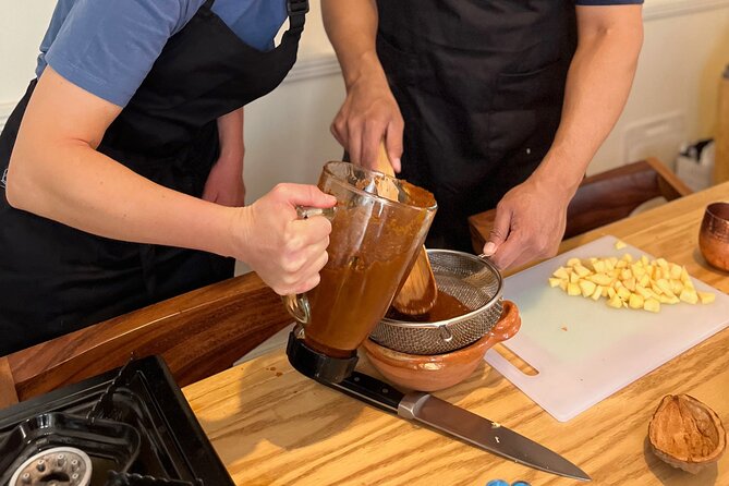Medellín Market Tour, Cooking Class and 3-course Mexican Feast - Who this Medellín market tour and Mexican feast is best for