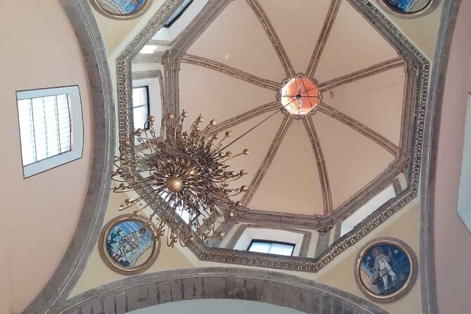 Meet the iconic Basilica of Guadalupe in Mexico City - Antigua Basilica de Guadalupe: Colonial Details You Can Actually See