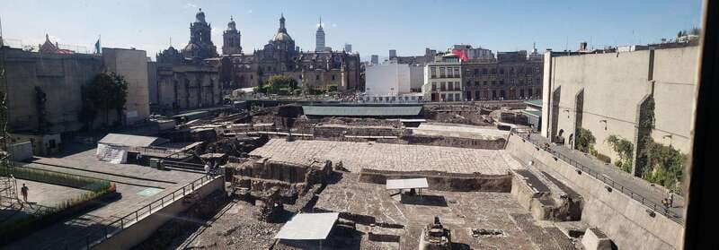 Mexico City: 10 Wonders of the Historic Center - Ideal Bakery, Temple of Mexican sweets, and Dulcería de Celaya