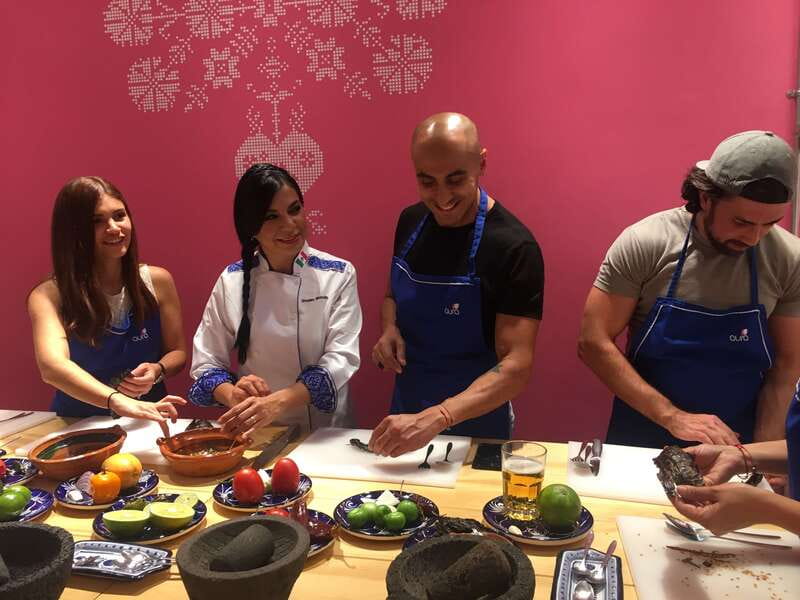 Mexico City: Authentic Mexican Cooking Class & Market Tour - Market Smells, Studio Comfort: How the 4.5 Hours Flows