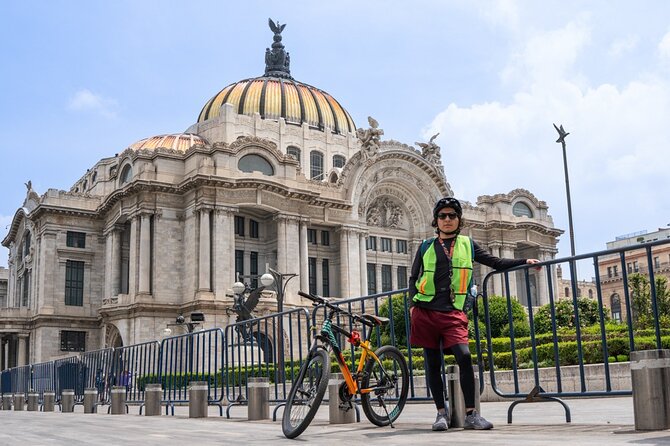 Mexico City Bike Rental - Angel of Independence Area - Local tips in English: how guides replace guessing
