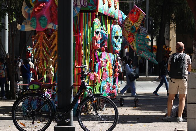 Mexico City Bike Rental - Angel of Independence Area - Price and value: why $8 can work (or not)