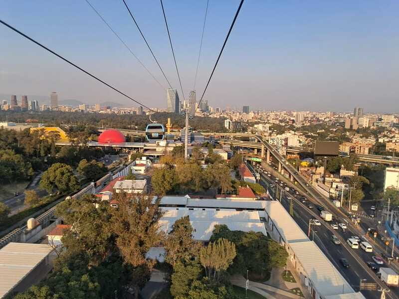 Mexico City: cable car tour, cultural sites and typical food - Santa Fe Market food tasting: what you get and why it works