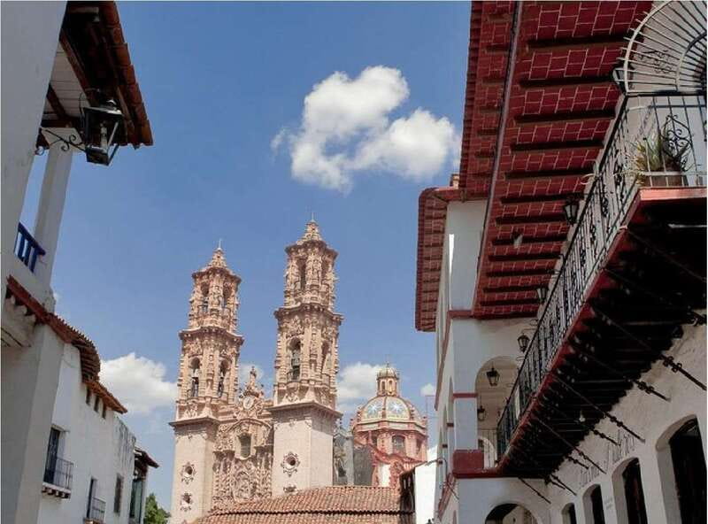 Mexico City: Cacahuamilpa Caves and Taxco Small-Group Tour - Taxco’s Main Square and Santa Prisca: Baroque in Silver Country