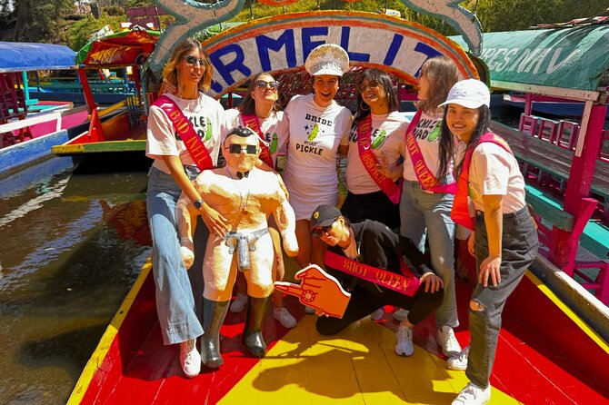 Mexico City Canals by Boat with Live Commentary with Meal Drinks - Islands you can’t reach by land: tacos on a family island and the dolls legend