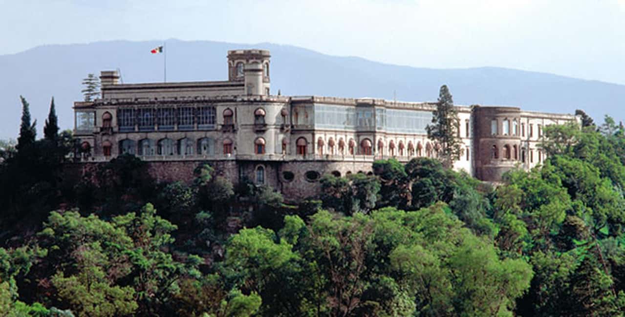 Mexico City: Chapultepec Castle After-Hours Guided Tour - Inside the palace: what you’ll actually see on the guided route