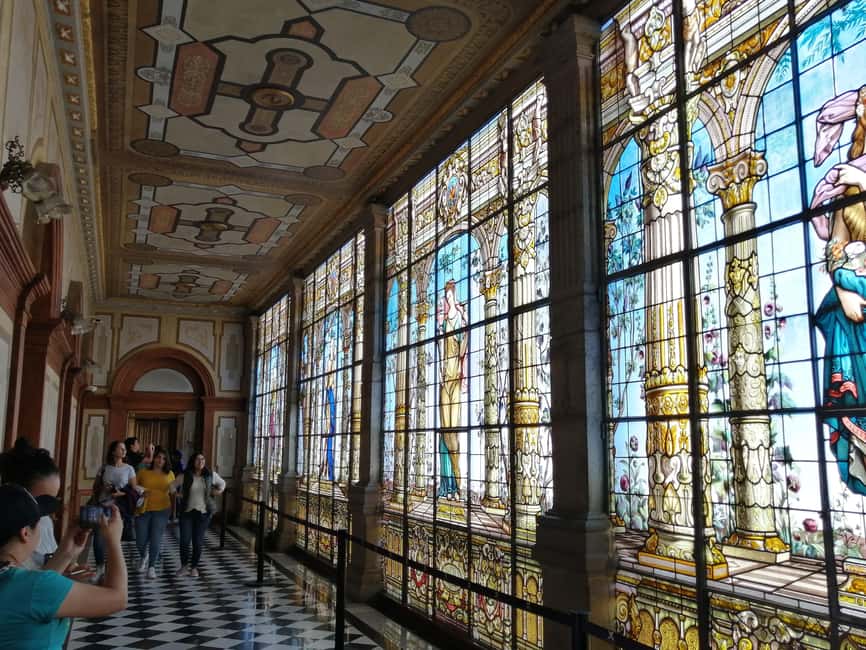 Mexico City: Chapultepec Castle After-Hours Guided Tour - Getting there: meeting point and the short walk up
