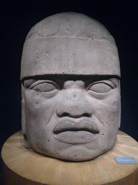 Mexico City: Chapultepec Park and Museums Walking Tour - Museo de Arte Moderno: permanent collection plus the Two Fridas