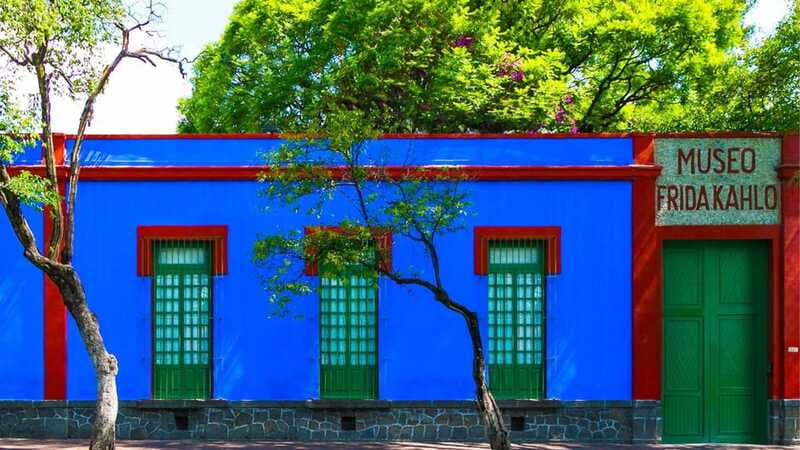 Mexico City: Coyoacan Tacos Food Tour & Optional Frida Kahlo - The food moment you came for: taco al pastor and torta de milanesa