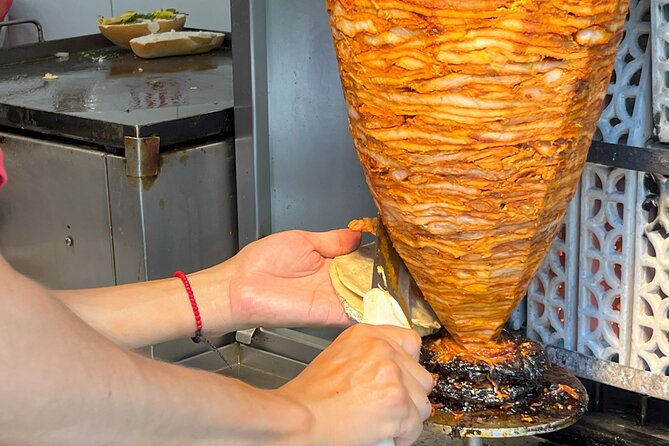 Mexico City: Coyoacan Tacos Tour & Optional Frida Kahlo Museum - Ice cream at Fuente de los Coyotes: a small pause that helps