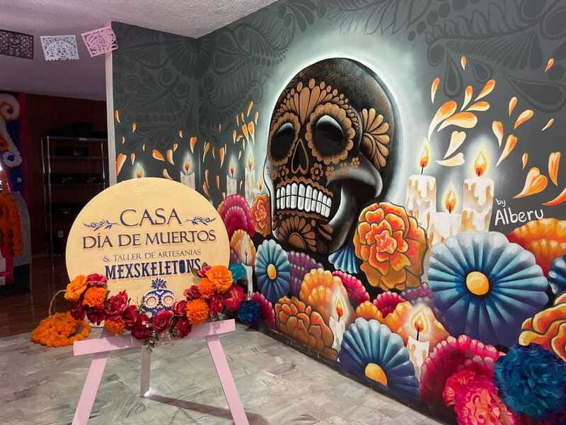 Mexico City: Day of the Dead House and craft workshop - Free Time in Casa Día de Muertos: Shopping With a Purpose