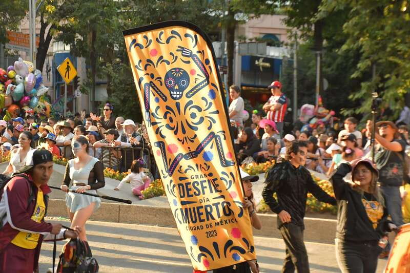 Mexico City: Day of the Dead Tour - Comfort and packing: keep the night from getting annoying