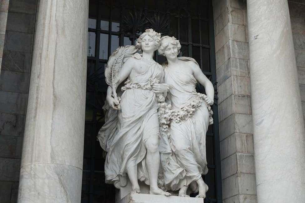 Mexico City: Exclusive Tour of Palacio de Bellas Artes - What you’ll see: murals by Rivera, Siqueiros, and Tamayo