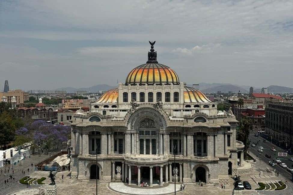 Mexico City: Exclusive Tour of Palacio de Bellas Artes - How the timing works: 1.5 hours that still feels complete