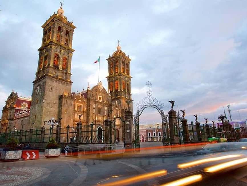 Mexico City: Full-Day Puebla and Cholula Tour - Cholula’s Great Pyramid: what the climb really feels like