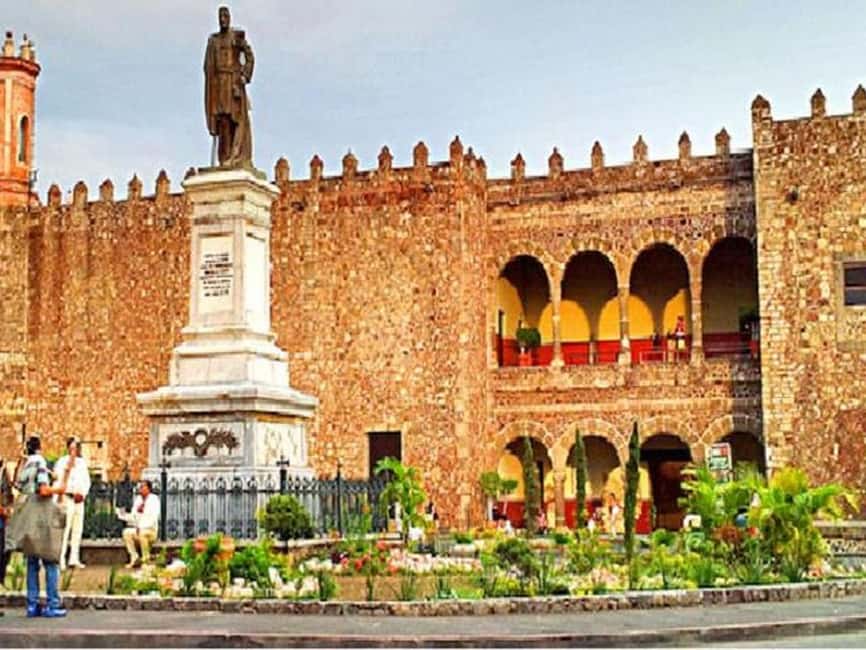Mexico City: Full-Day Taxco and Cuernavaca Tour - Cuernavaca Time: The Cathedral of the Ascension and Its Chapels