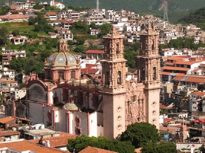 Mexico City: Full-Day Taxco and Cuernavaca Tour - Taxco Artisan Shopping: Silver Jewelry Time Without the Pressure Spiral