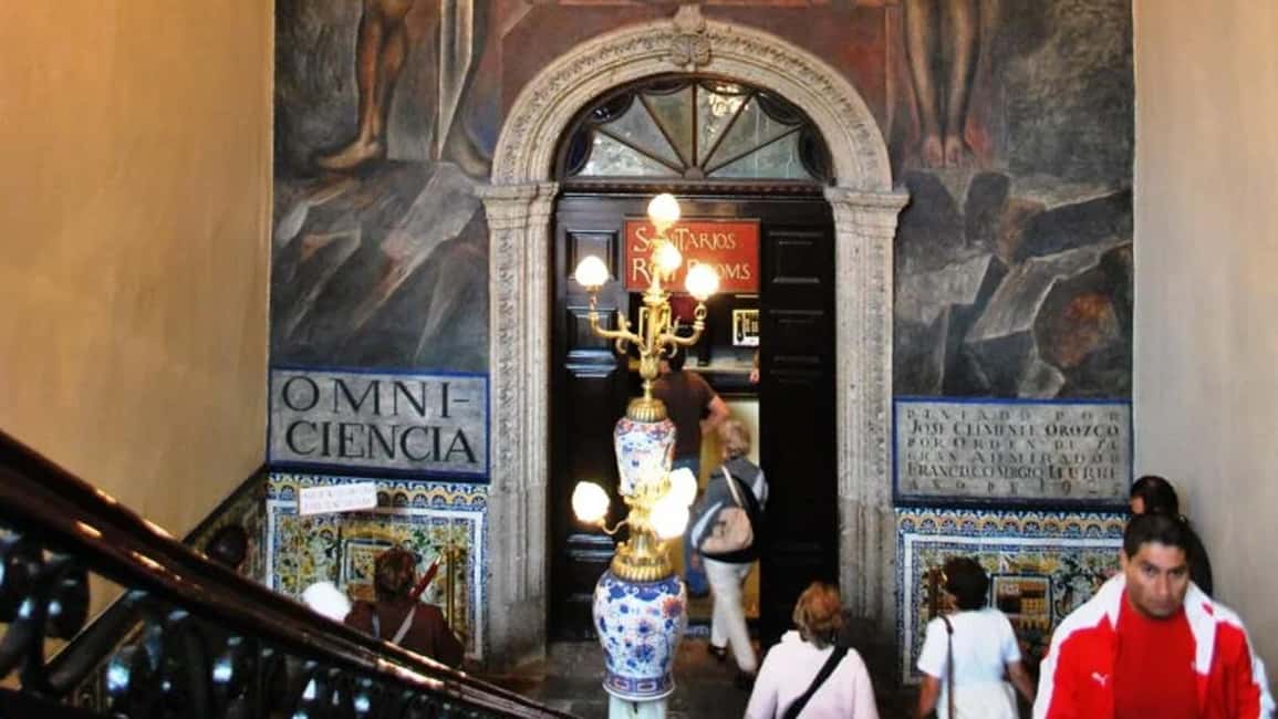 Mexico City: Gay Tales - Avenida Francisco I. Madero: cruising stories, censorship walls, and theater doors