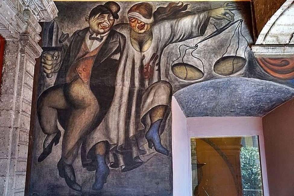 Mexico City: Historic Center Walking Tour with Murals - Four mural stops in about three hours